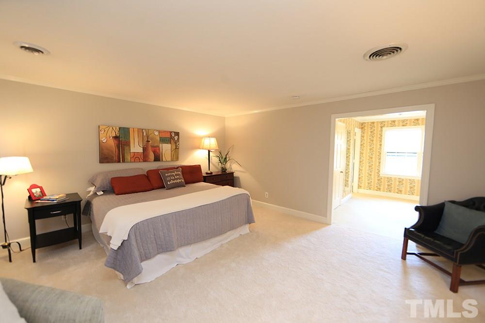6805 Spring Run Circle Raleigh, NC 27615 - Photo 17 of 28