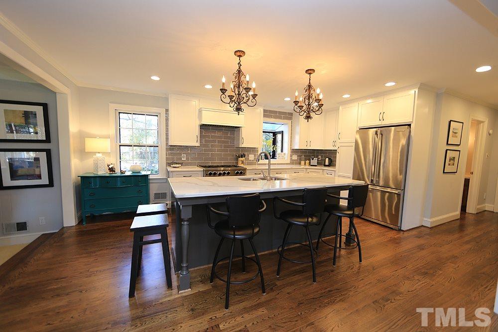6805 Spring Run Circle Raleigh, NC 27615 - Photo 7 of 28