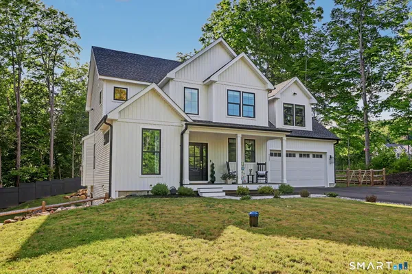 $1,029,900 | 1 Elwell Road, New Fairfield, CT 06812