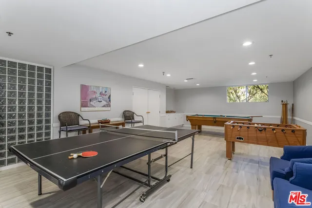 $1,295,000 | 410 South Barrington Avenue, Unit 309, Los Angeles, CA 90049