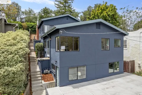 $948,000 | 3903 Canon Avenue, Oakland, CA 94602