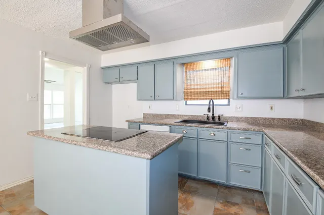 $1,890 | 19522 Dianeshire Drive, Spring, TX 77388