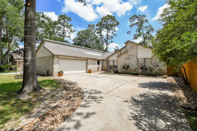 $1,890 | 19522 Dianeshire Drive, Spring, TX 77388