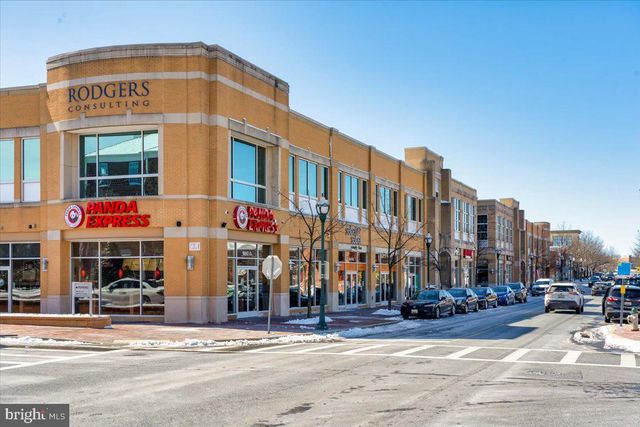 $290,000 | 20541 Shadyside Way, Unit 282, Germantown, MD 20874