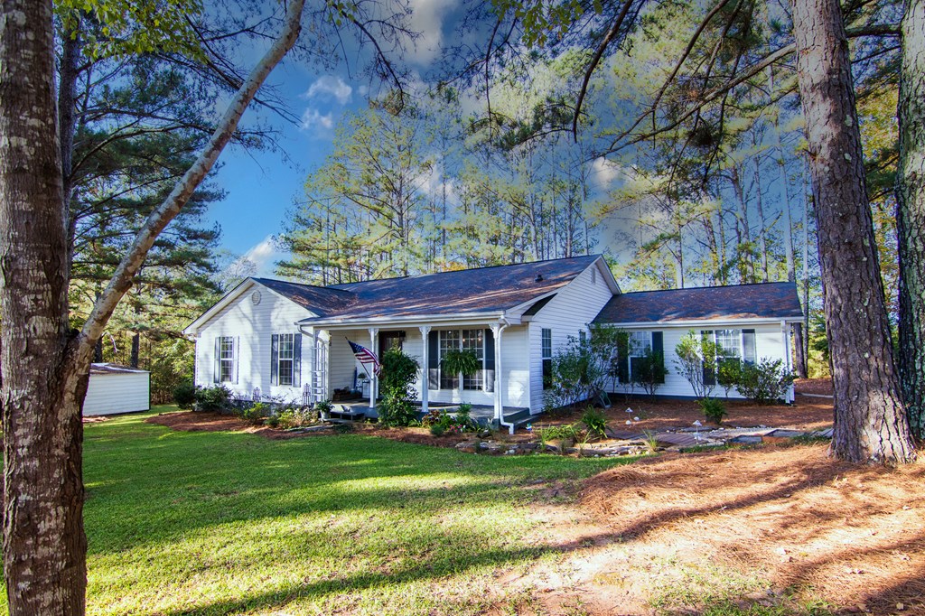 430 Duke Road Hamilton, GA 31811 - Photo 4 of 58 Gallery Image 4