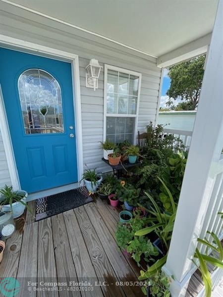 Park City Davie, FL 33324 - Photo 4 of 22 a house with a outdoor space