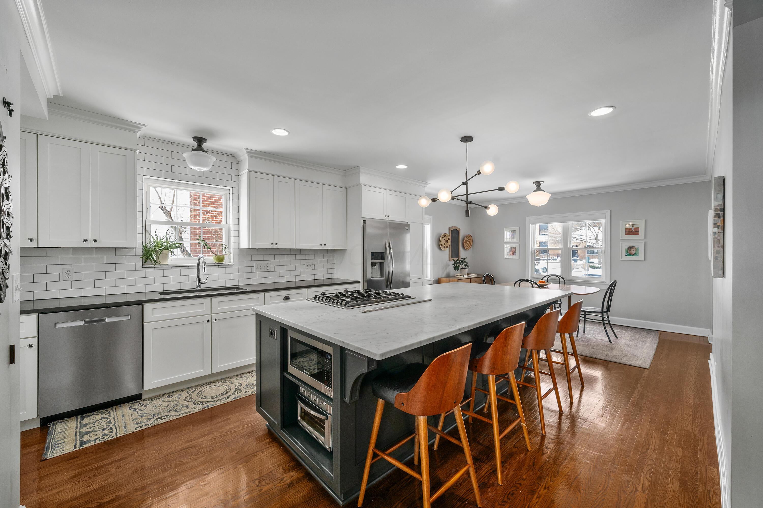 285 South Cassingham Road Columbus, OH 43209 - Photo 14 of 60 DSC07070