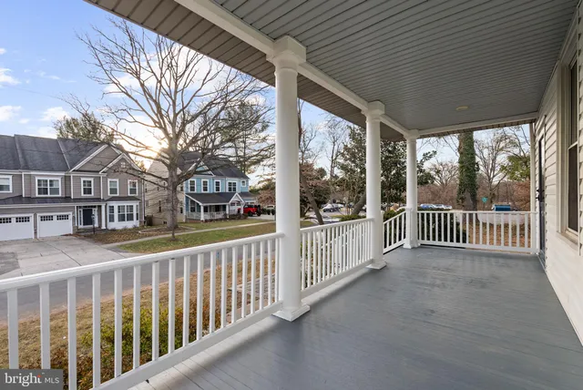 $3,850 | 10512 Warfield Street, Kensington, MD 20895