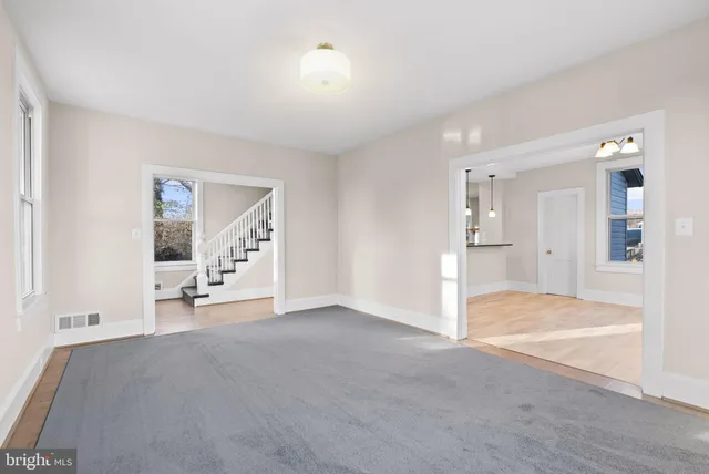 $3,850 | 10512 Warfield Street, Kensington, MD 20895