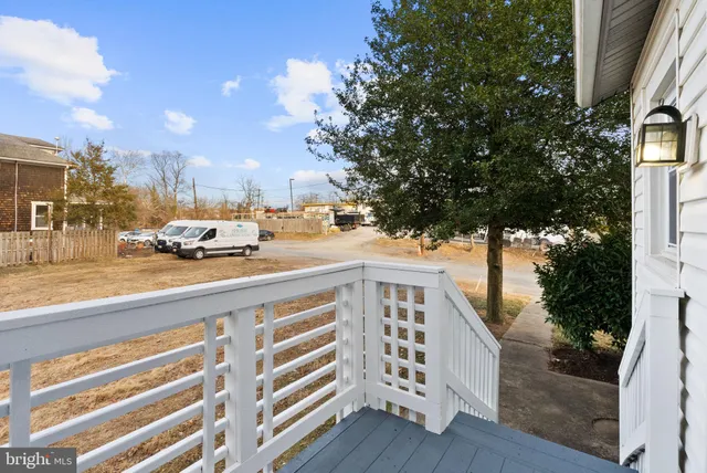 $3,850 | 10512 Warfield Street, Kensington, MD 20895