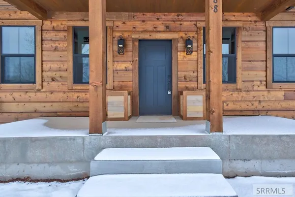 $999,999 | 7388 Lupine Lane, Victor, ID 83455