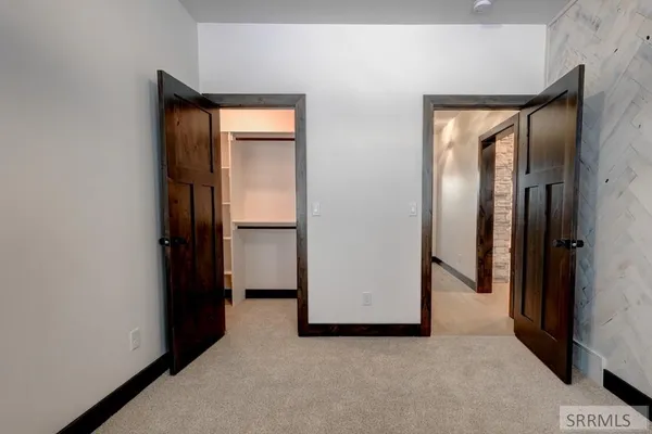 $999,999 | 7388 Lupine Lane, Victor, ID 83455
