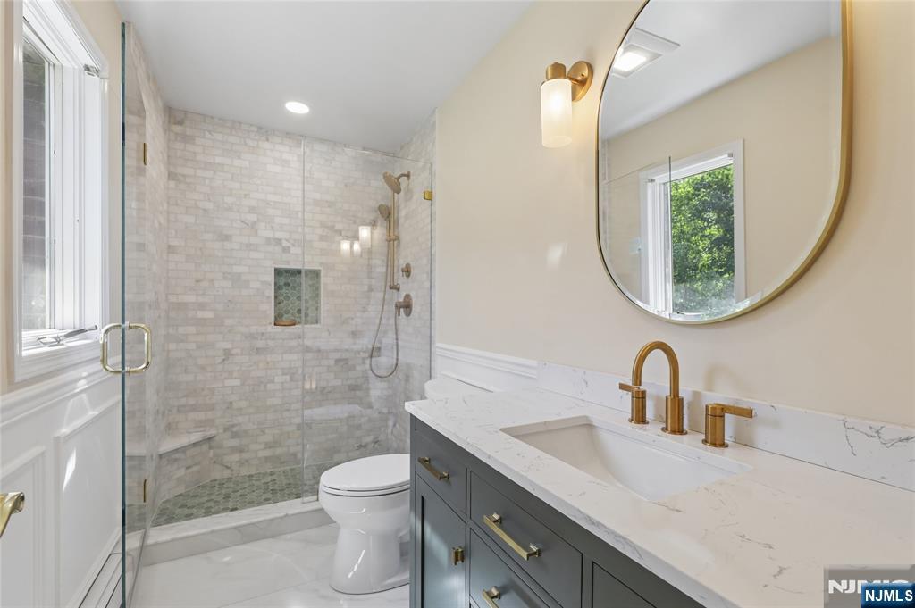 2 West Gate Road Saddle River, NJ 07458 - Photo 26 of 46