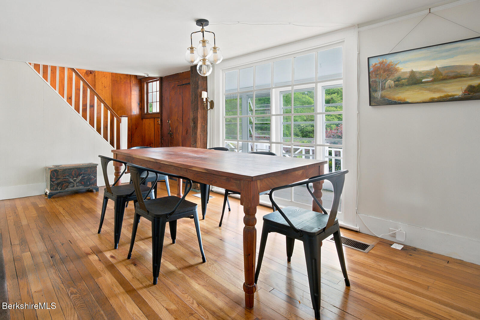 99 Beartown Mountain Road Monterey, MA 01245 - Photo 24 of 60 Dining room