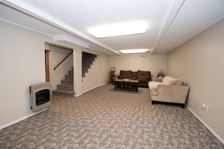 11170 Harrison Road Osceola, IN 46561 - Photo 17 of 36 Gallery Image 17