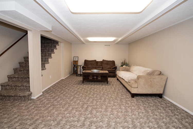 11170 Harrison Road Osceola, IN 46561 - Photo 18 of 36 Gallery Image 18