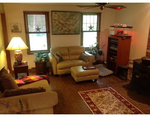65 Keyes Road Westford, MA 01886 - Photo 5 of 12