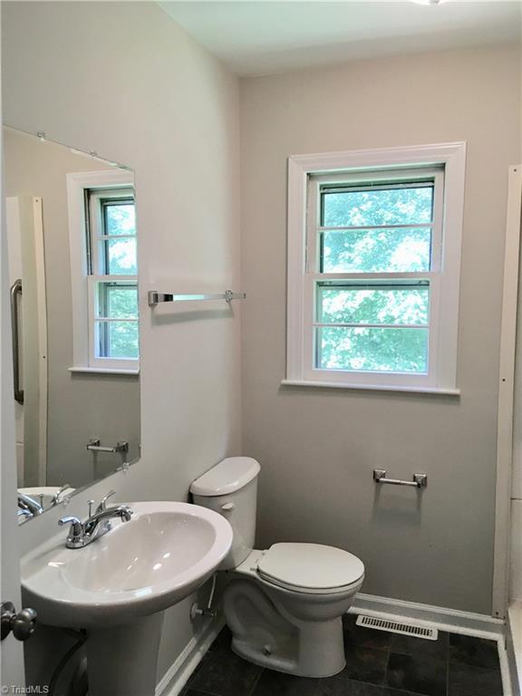 211 Mills Road Mount Airy, NC 27030 - Photo 12 of 17 Full Bath