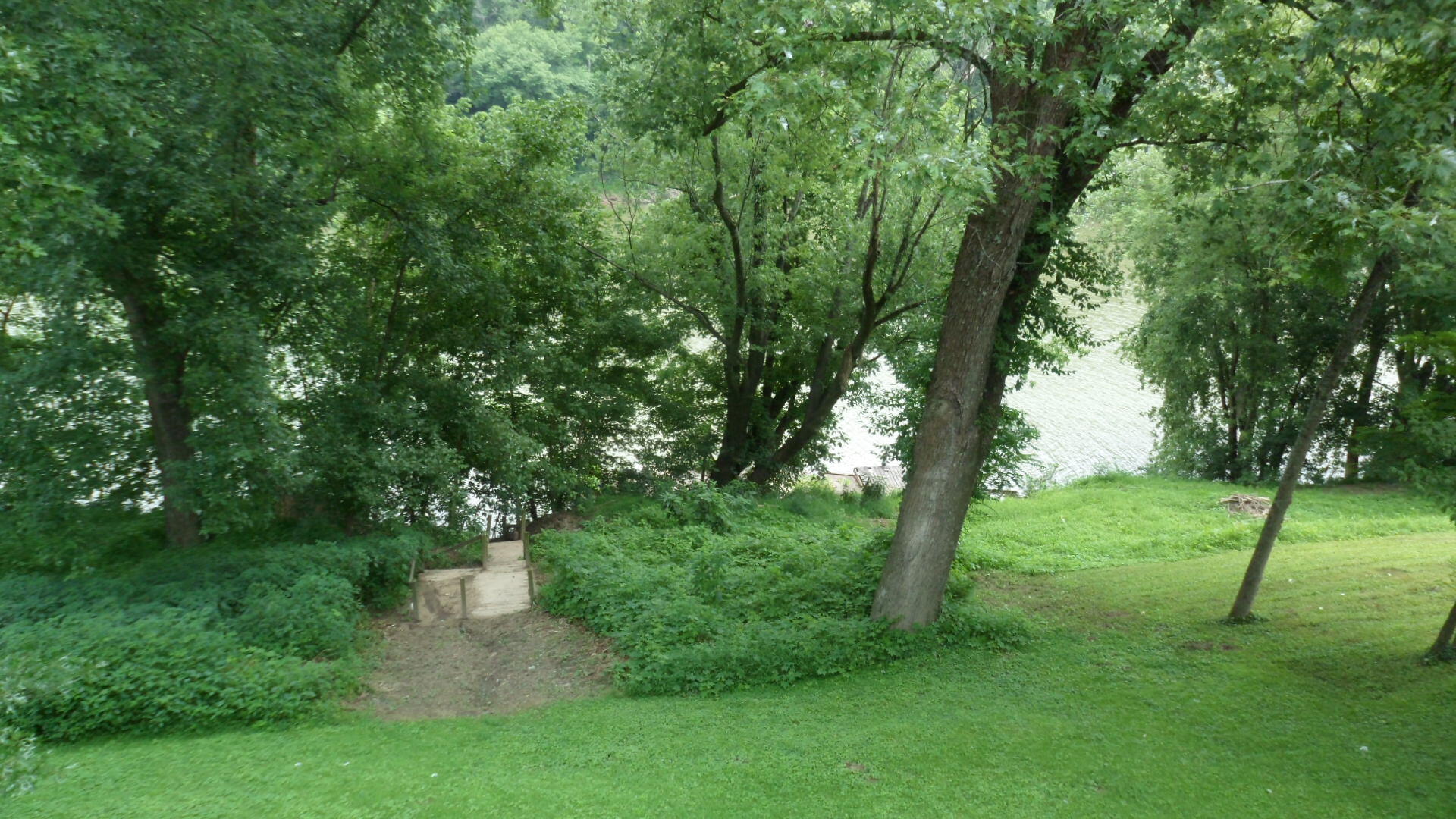268 River Valley Road Frankfort, KY 40601 - Photo 48 of 59 River steps