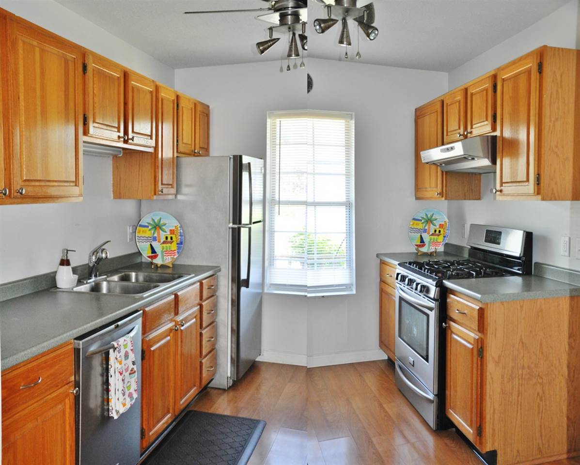 117 Rivers Edge Drive Burlington, VT 05408 - Photo 11 of 30 Gallery Image 11
