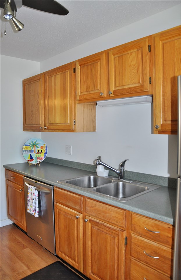 117 Rivers Edge Drive Burlington, VT 05408 - Photo 12 of 30 Gallery Image 12