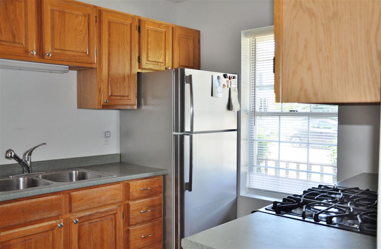 117 Rivers Edge Drive Burlington, VT 05408 - Photo 8 of 30 Gallery Image 8