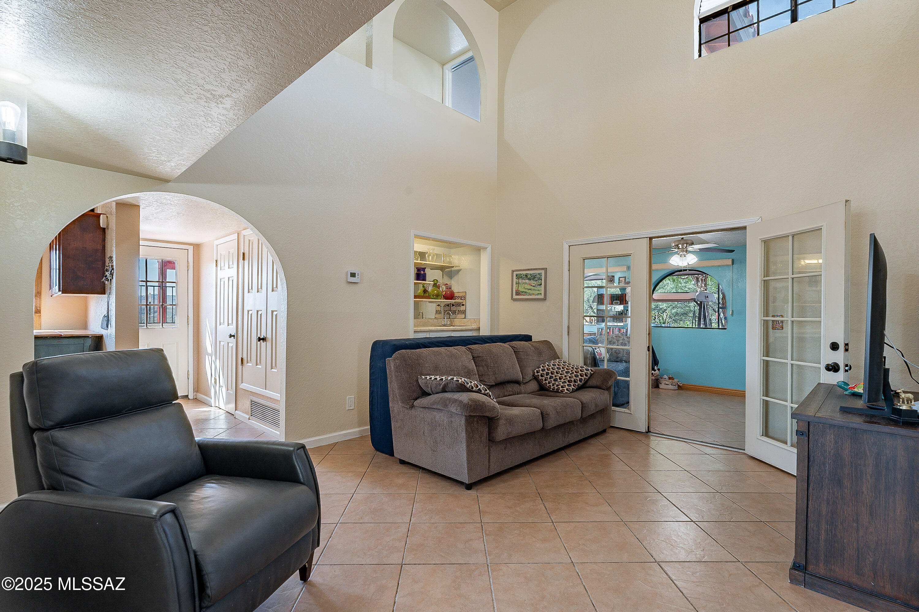 936 East Rancho Grande Circle Nogales, AZ 85621 - Photo 8 of 48 Rancho-12