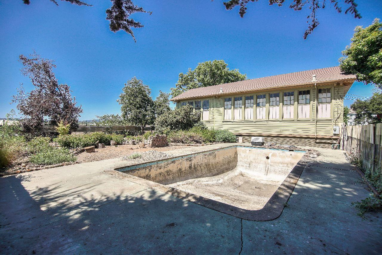 313 Green Valley Road Watsonville, CA 95076 - Photo 37 of 49 Gallery Image 37