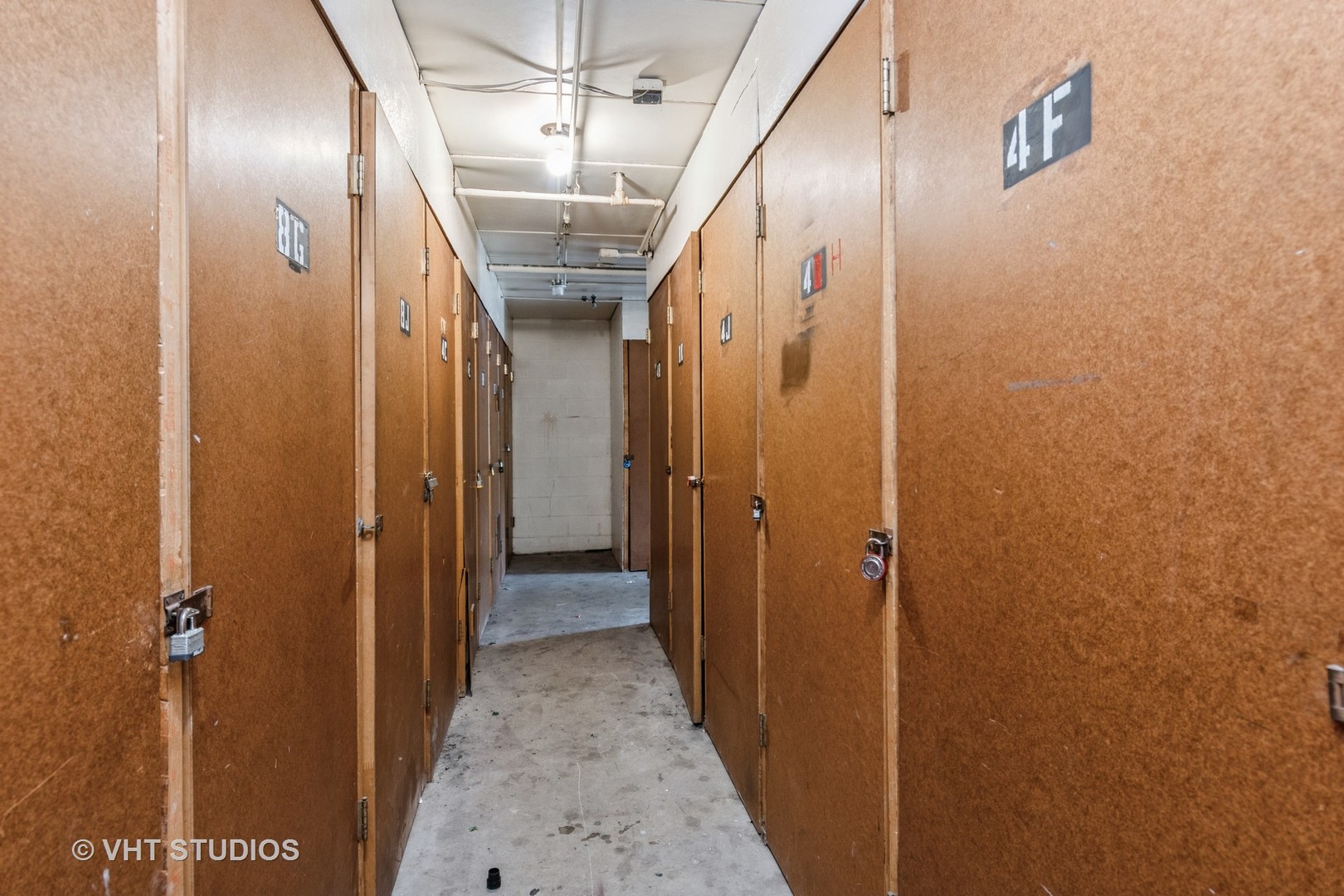 214 East Bailey Road, Unit B Naperville, IL 60565 - Photo 10 of 10 wooden view of a hallway