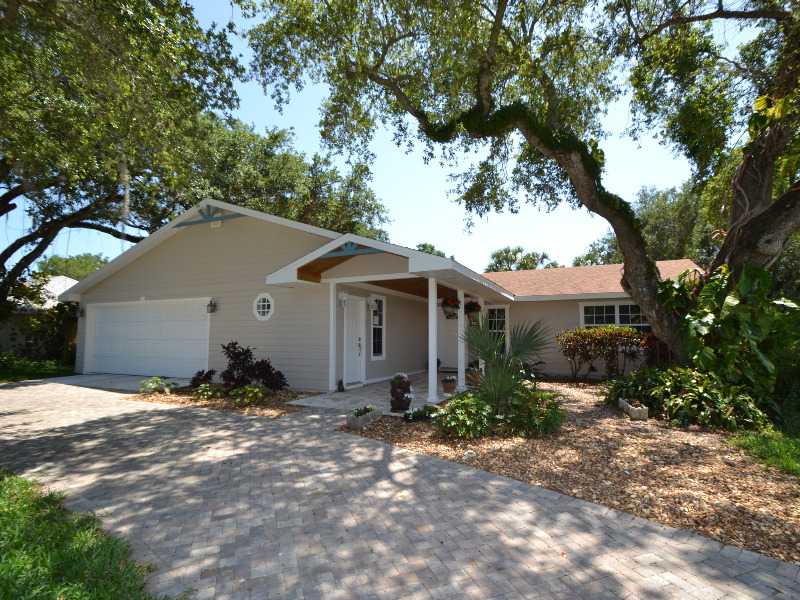 316 Greytwig Road Vero Beach, FL 32963 - Photo 1 of 25 Gallery Image 1