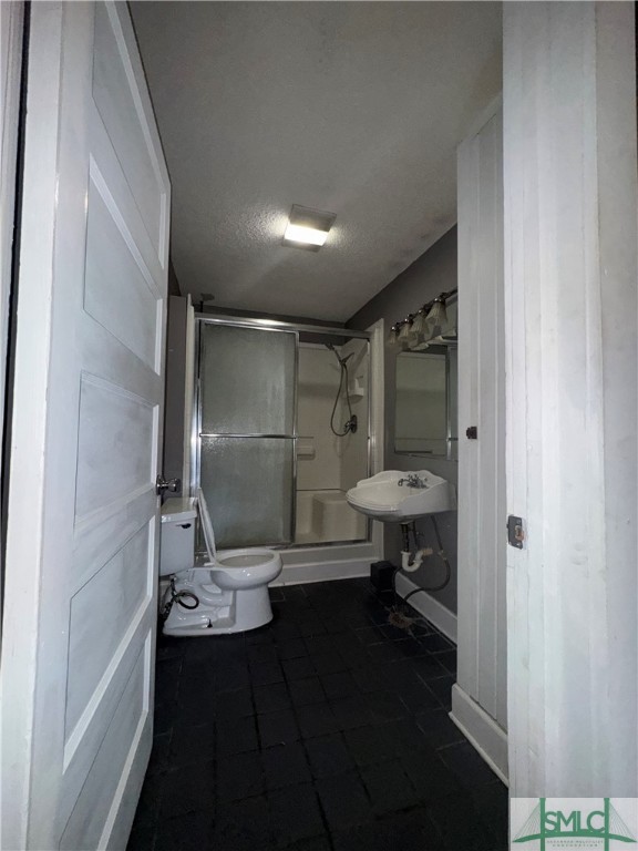 373 South Main Street Pembroke, GA 31321 - Photo 20 of 25 Bathroom