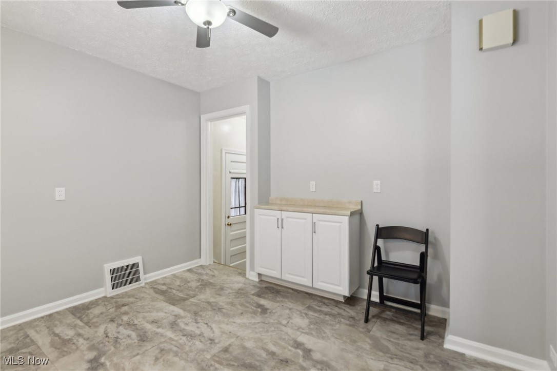 3221 9th Street Northwest Canton, OH 44708 - Photo 5 of 27 Gallery Image 5