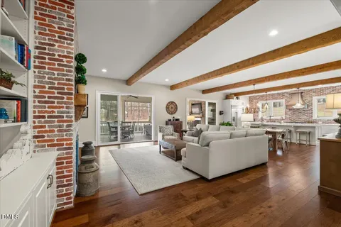 $1,399,000 | 10 Sourwood Court, Youngsville, NC 27596