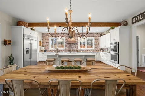 $1,399,000 | 10 Sourwood Court, Youngsville, NC 27596