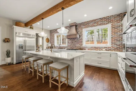 $1,399,000 | 10 Sourwood Court, Youngsville, NC 27596