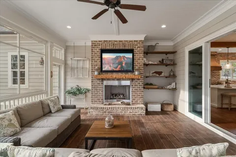 $1,399,000 | 10 Sourwood Court, Youngsville, NC 27596