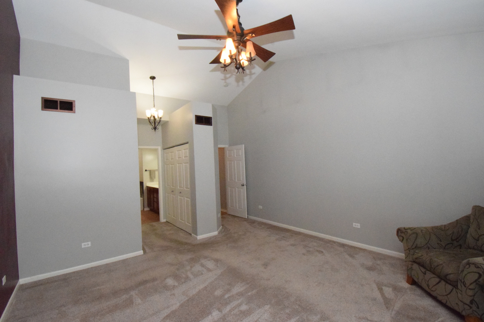 600 Countryfield Lane Elgin, IL 60120 - Photo 23 of 31 a view of livingroom with furniture and a chandelier fan
