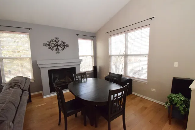 $349,900 | 600 Countryfield Lane, Elgin, IL 60120