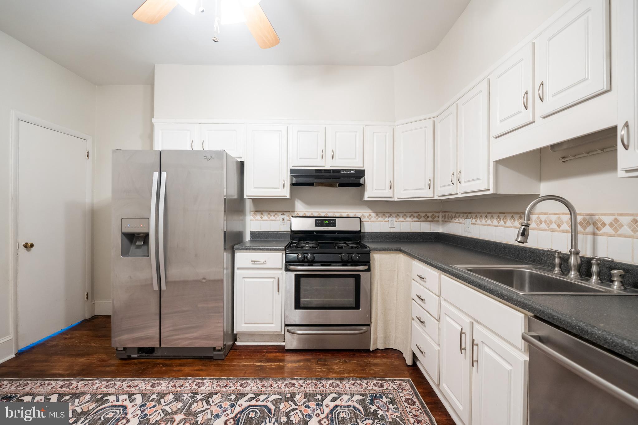 459 Ripka Street Philadelphia, PA 19128 - Photo 13 of 42 Kitchen