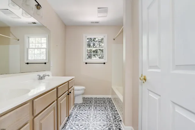 $4,300 | 113 Lighthouse Lane, Egg Harbor Township, NJ 08234