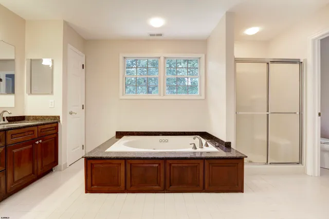 $4,300 | 113 Lighthouse Lane, Egg Harbor Township, NJ 08234