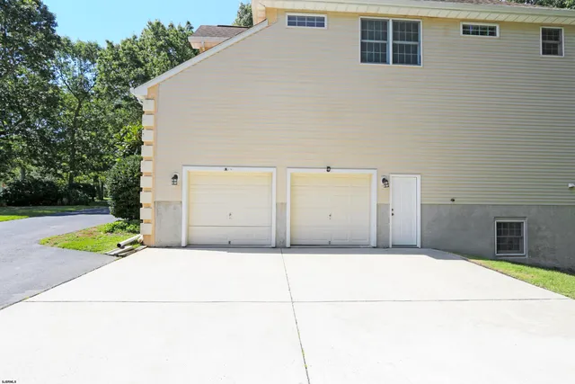 $4,300 | 113 Lighthouse Lane, Egg Harbor Township, NJ 08234