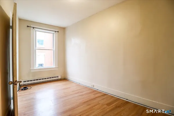$2,295 | 17 Church Street, Unit C1, New Milford, CT 06776