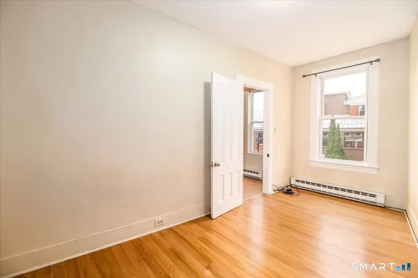 $2,295 | 17 Church Street, Unit C1, New Milford, CT 06776