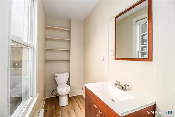 $2,295 | 17 Church Street, Unit C1, New Milford, CT 06776