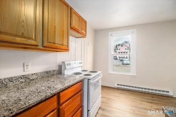 $2,295 | 17 Church Street, Unit C1, New Milford, CT 06776