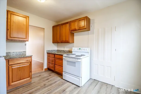 $2,295 | 17 Church Street, Unit C1, New Milford, CT 06776