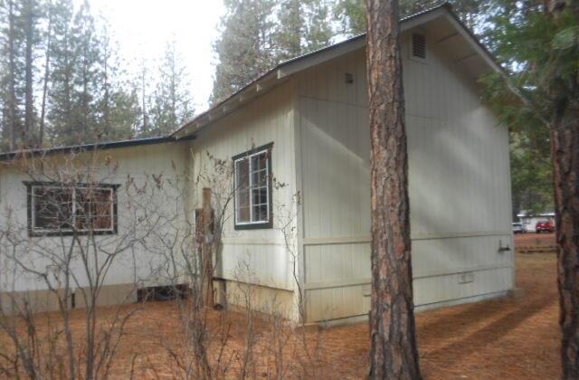 44961 Pine Shadows Road McArthur, CA 96056 - Photo 24 of 25 a backyard of a house