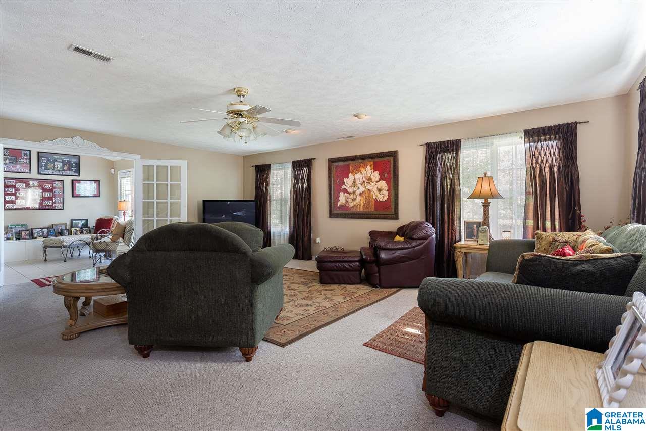 1495 Sawyer Mountain Road Oneonta, AL 35121 - Photo 5 of 39