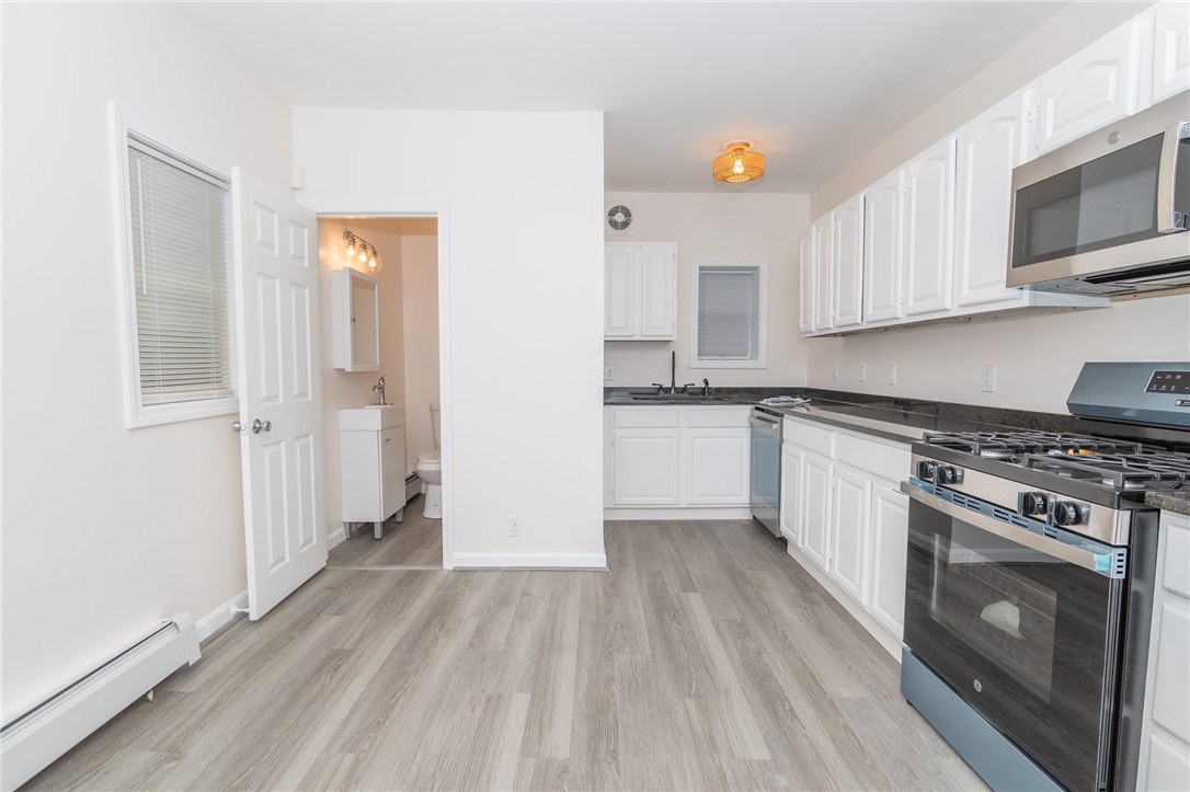 21 A Street Cumberland, RI 02864 - Photo 7 of 19